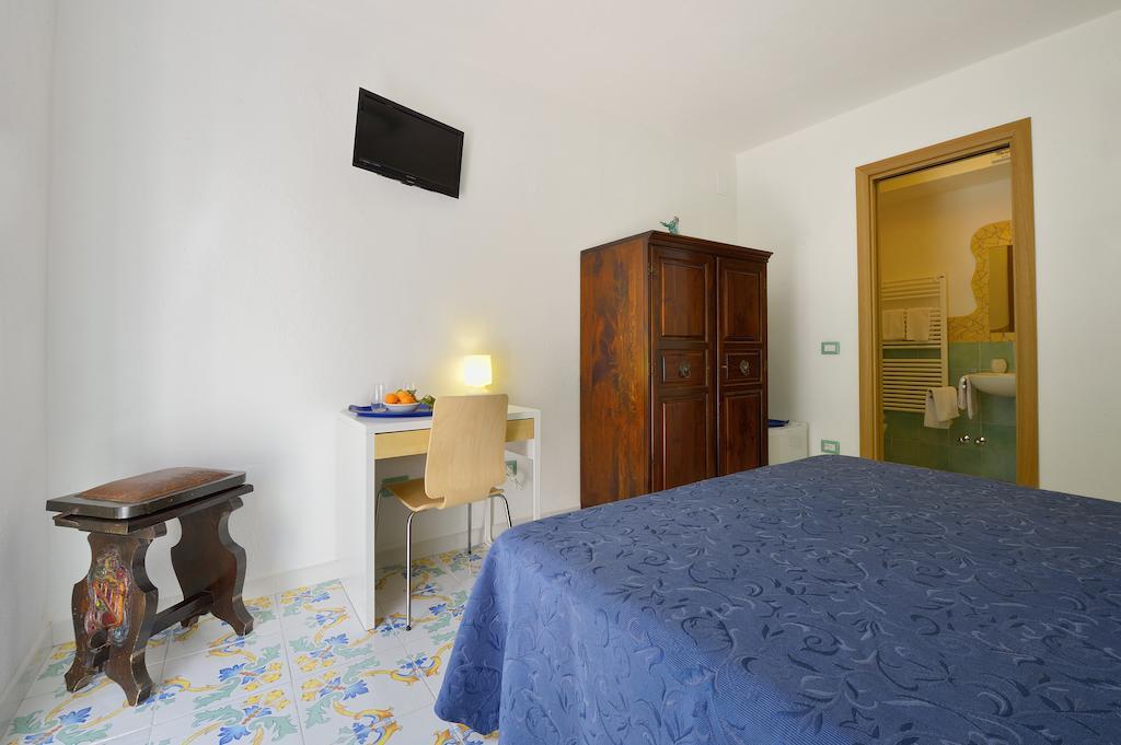 Bnb Le Isole Forio  Room photo